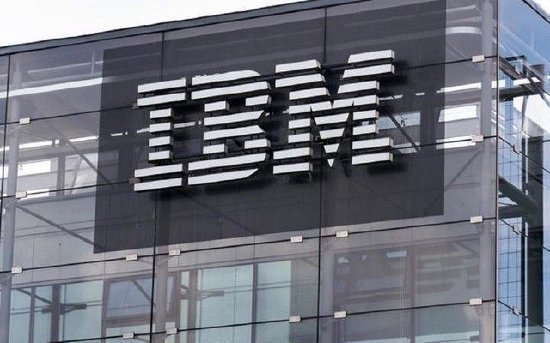 股票配资靠谱公司 IBM财报未能消除投资者对关税和联邦减支负面影响的担忧 股价盘后重挫